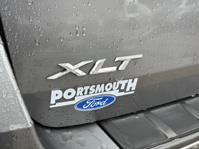 Used 2022 Ford Explorer XLT w/ Equipment Group 202A AWD/4WD image 22