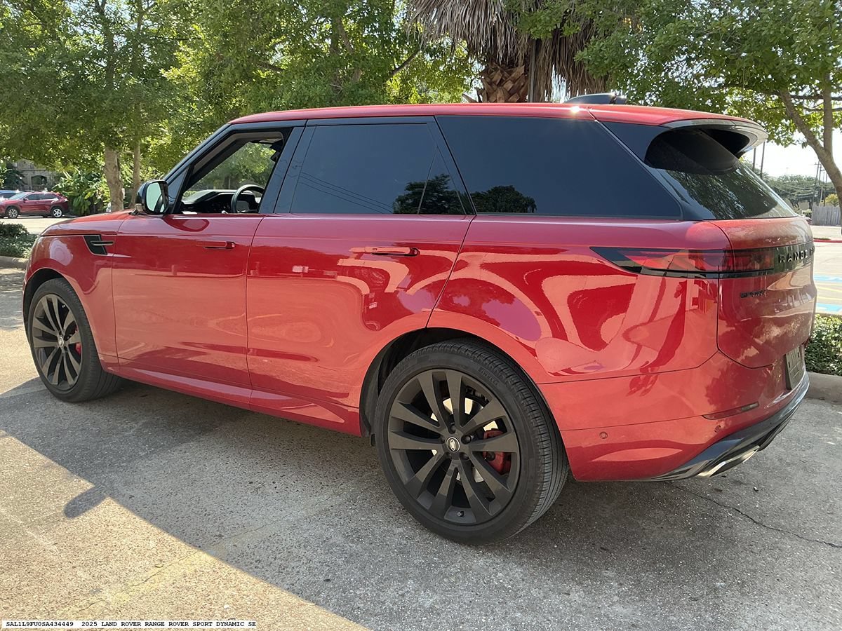 Used 2025 Land Rover Range Rover Sport Dynamic SE AWD/4WD image 5