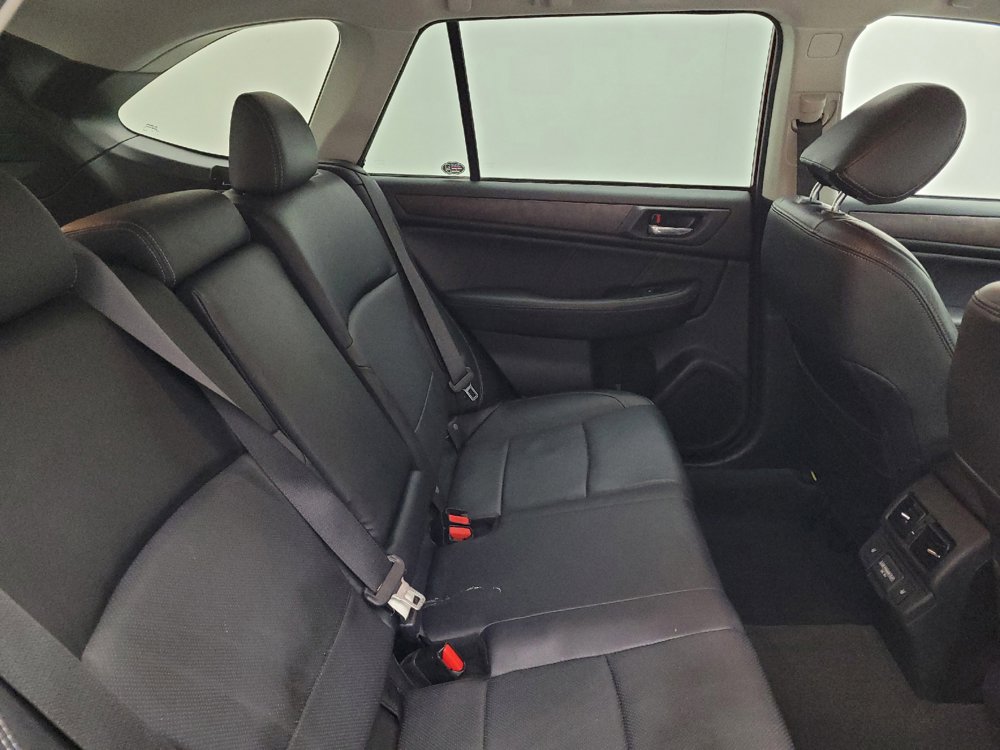 Used 2018 Subaru Outback 2.5i Limited AWD/4WD image 19