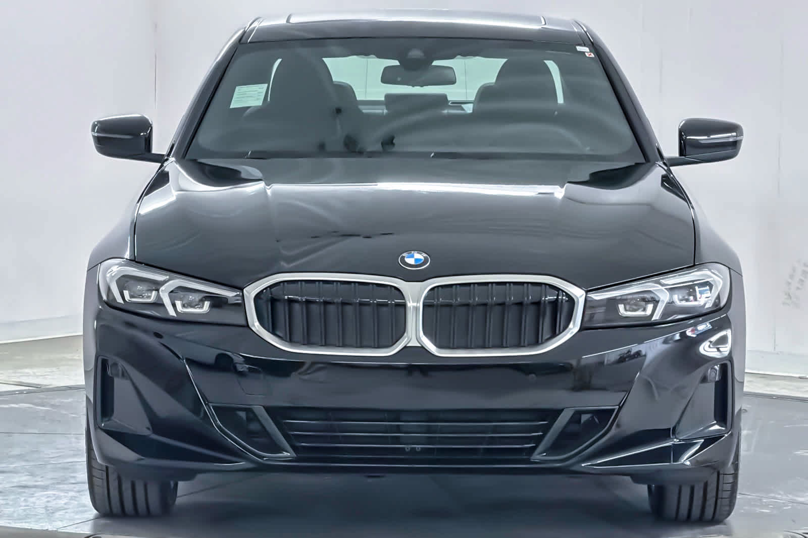 New 2026 BMW 330i xDrive Sedan w/ Convenience Package AWD/4WD image 10