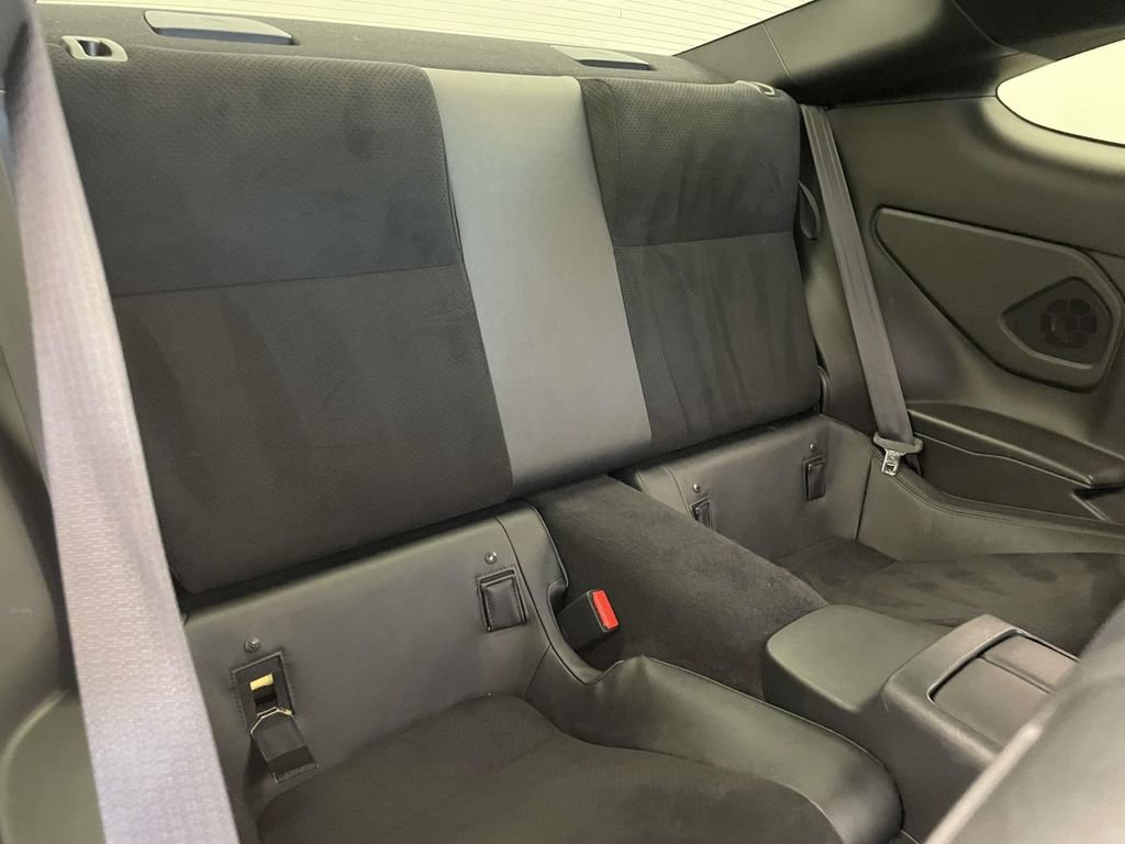 Used 2025 Toyota GR86 Premium w/ ALL Weather Mat Package (TMS) RWD image 19