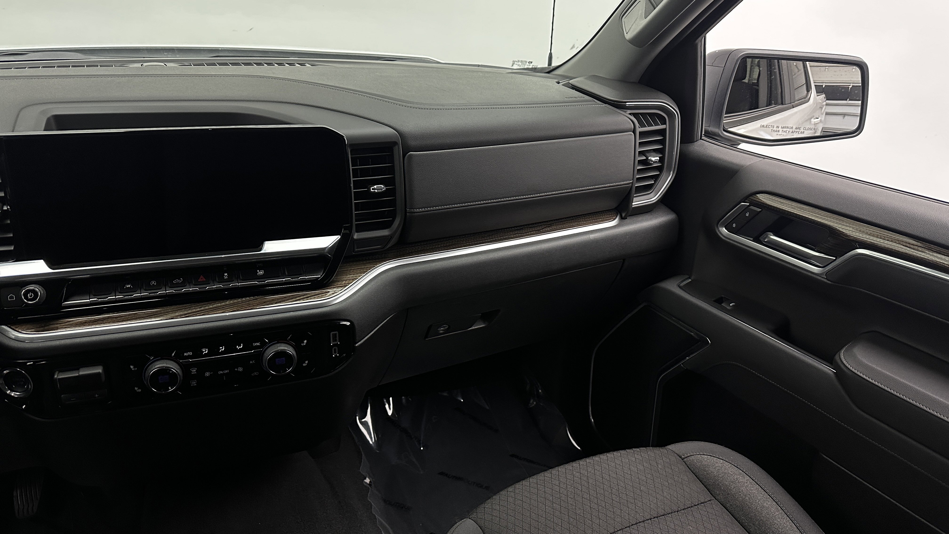 Used 2026 Chevrolet Silverado 1500 RST image 26