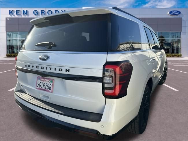 Used 2023 Ford Expedition Limited AWD/4WD image 8