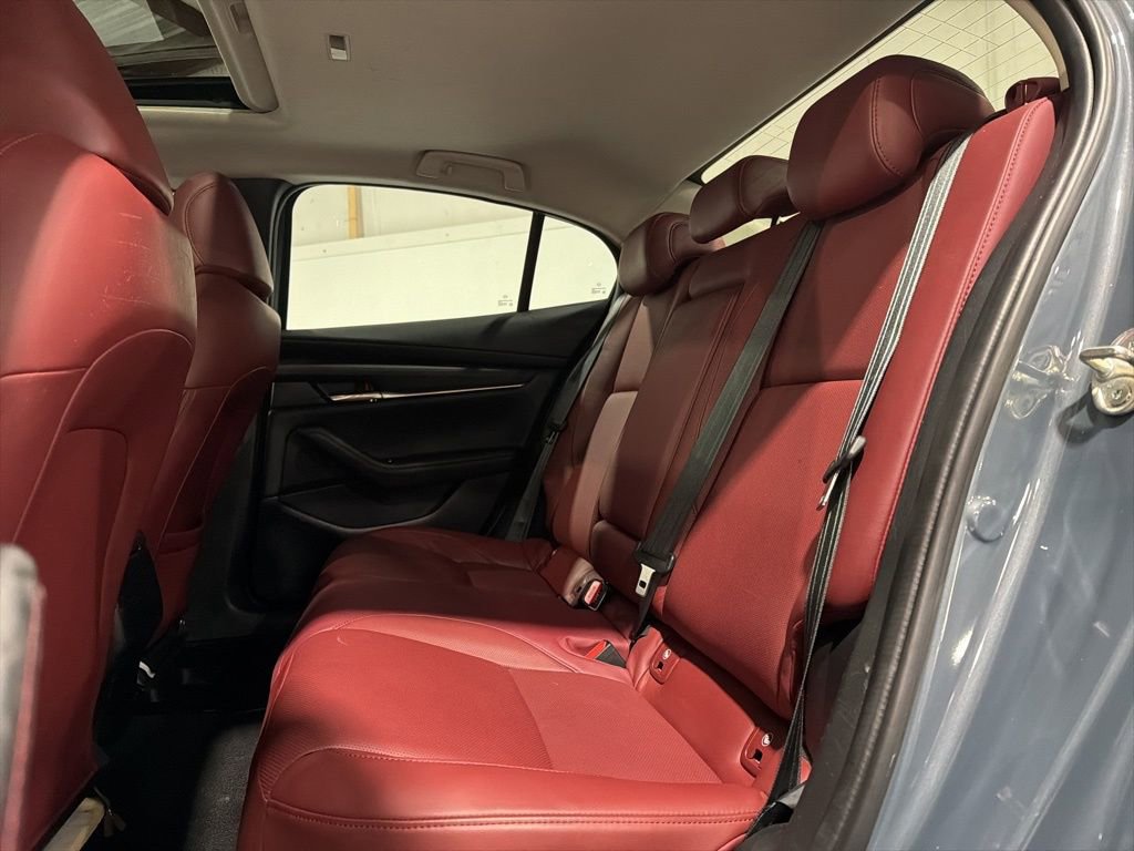 Used 2022 MAZDA MAZDA3 s image 28