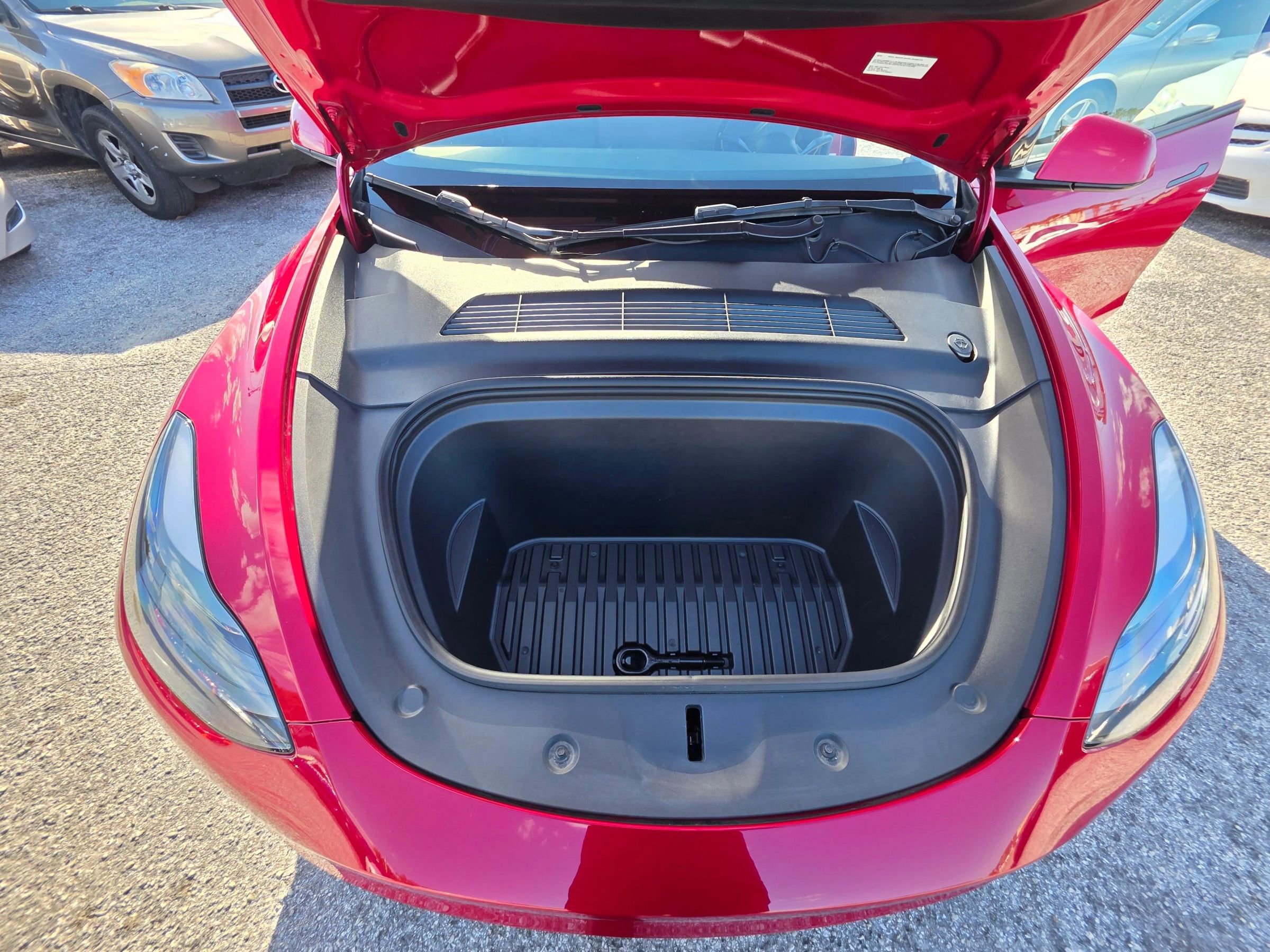 Used 2022 Tesla Model Y Performance AWD/4WD image 21