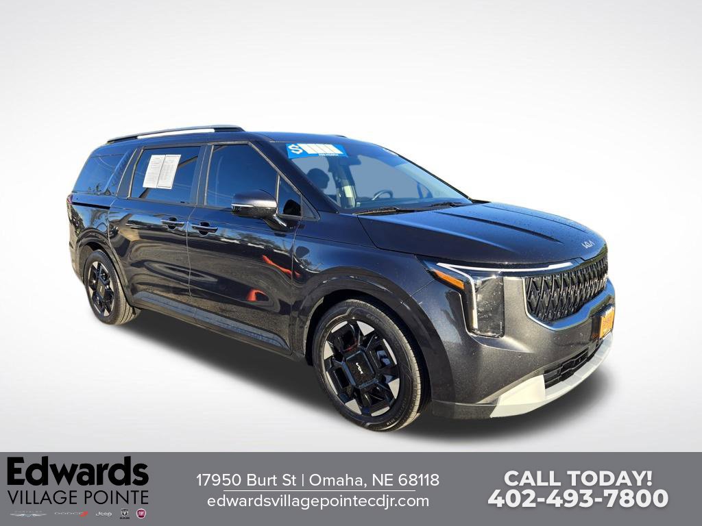 Used 2026 Kia Carnival EX FWD image 1