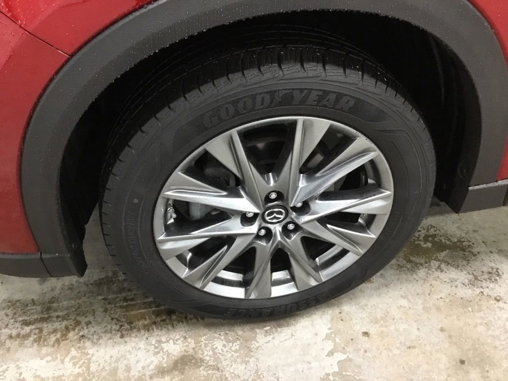 Used 2019 MAZDA CX-5 Signature image 4