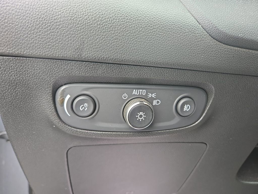 Used 2022 Buick Encore GX Preferred w/ Cold Weather Comfort Package image 23