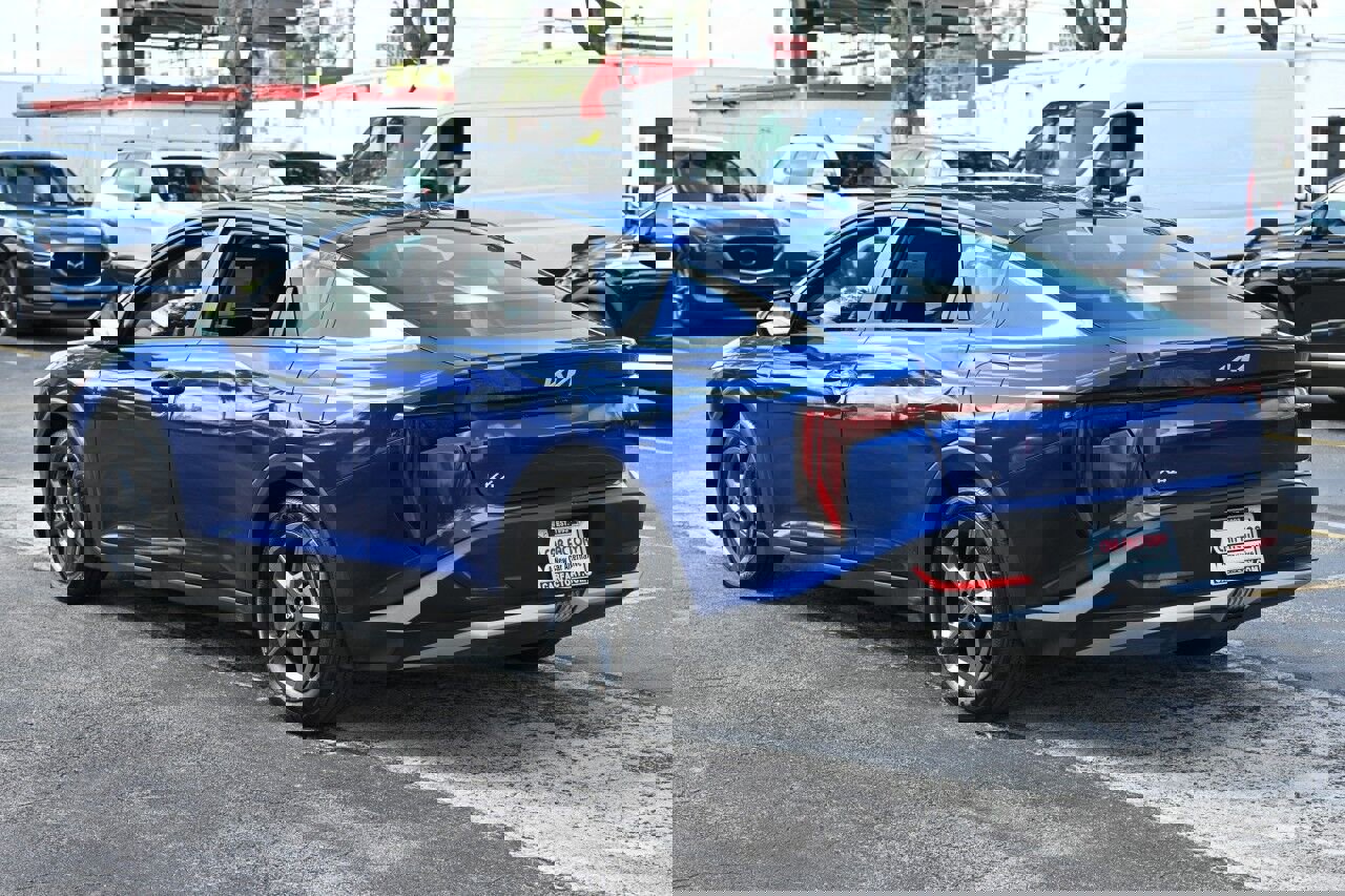 Used 2025 Kia K4 LXS image 3