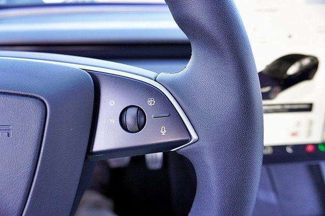 Used 2024 Tesla Model 3 Performance image 37
