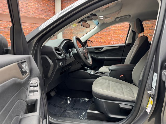 Used 2022 Ford Escape SE image 22