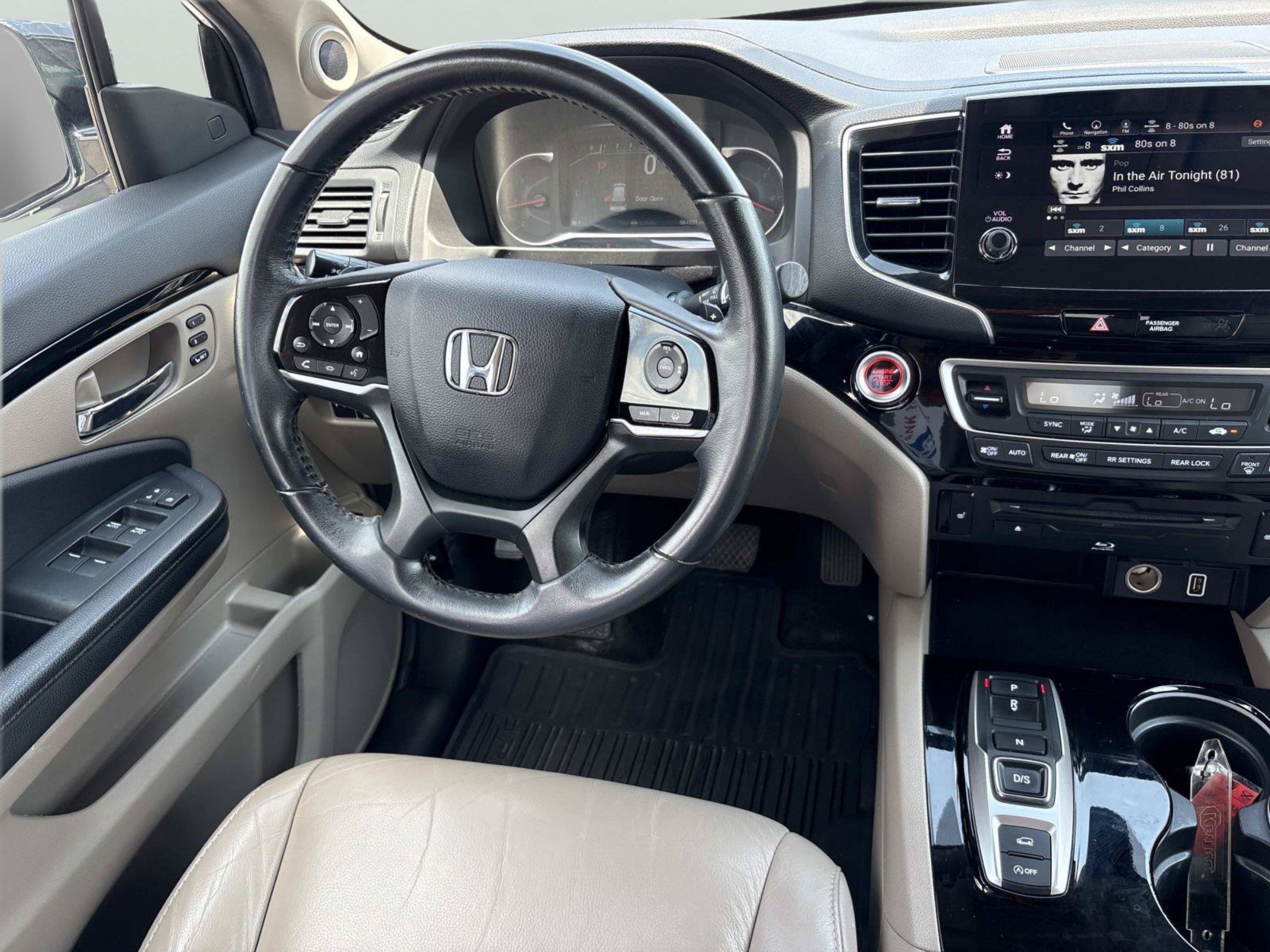 Used 2020 Honda Pilot Touring image 10