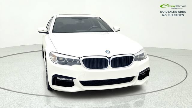 Used 2018 BMW 530e w/ M Sport Package 2 RWD image 2