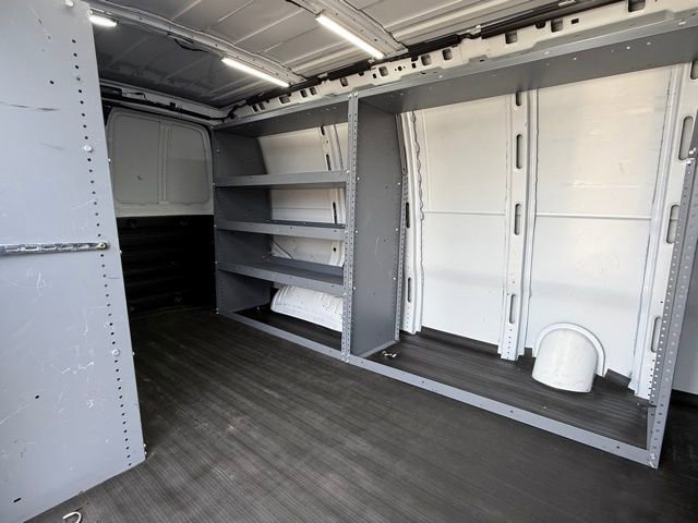 Used 2021 Chevrolet Express 2500 w/ Driver Convenience Package image 29
