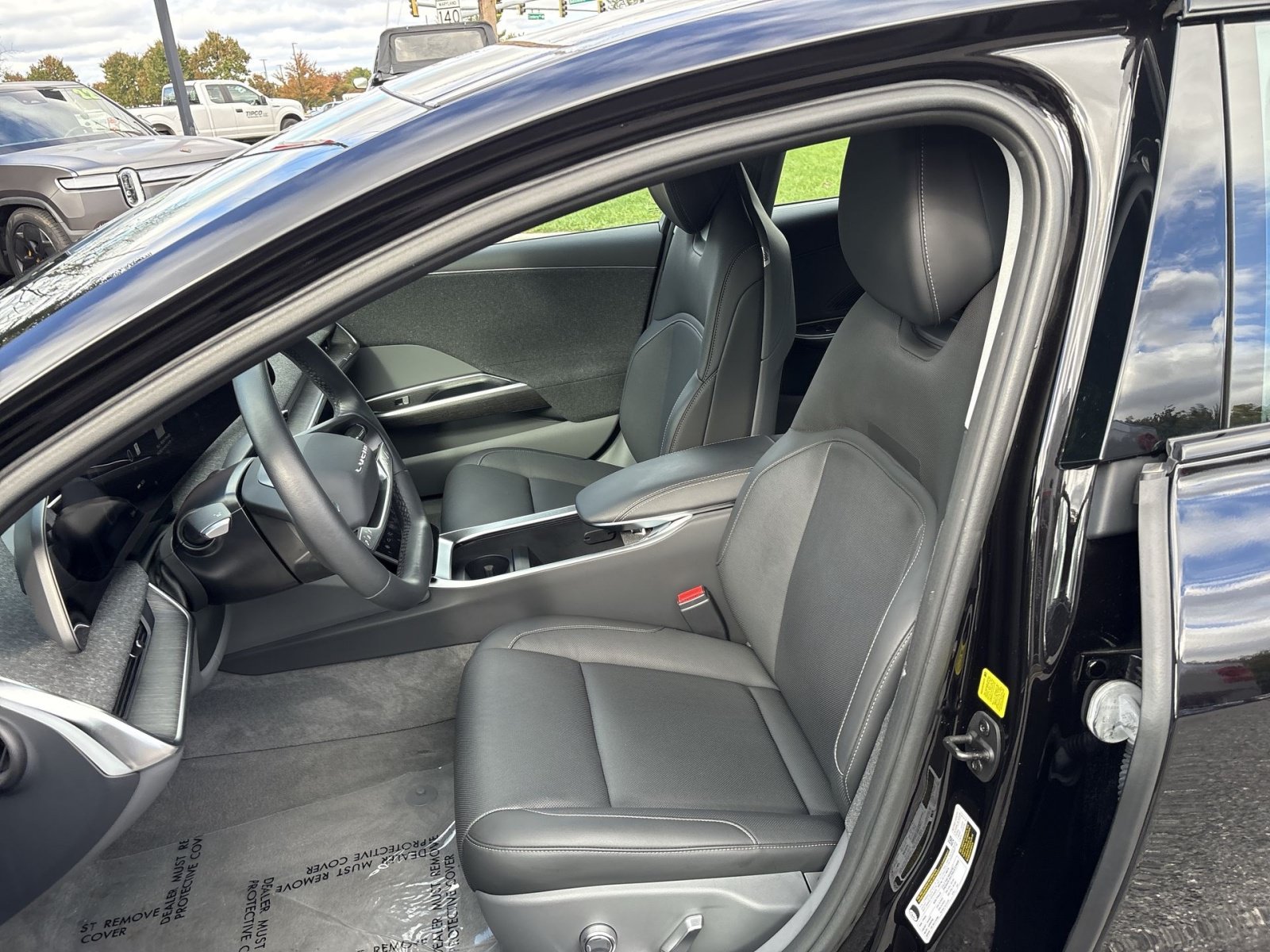 Used 2025 Lucid Air Touring AWD/4WD image 13