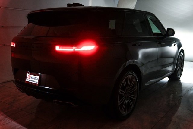 Used 2024 Land Rover Range Rover Sport Dynamic SE image 41