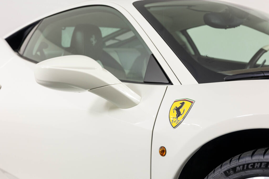 Certified 2014 Ferrari 458 Italia Coupe image 16