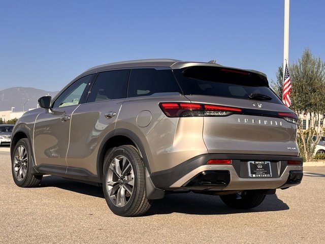 Certified 2024 INFINITI QX60 Luxe image 3