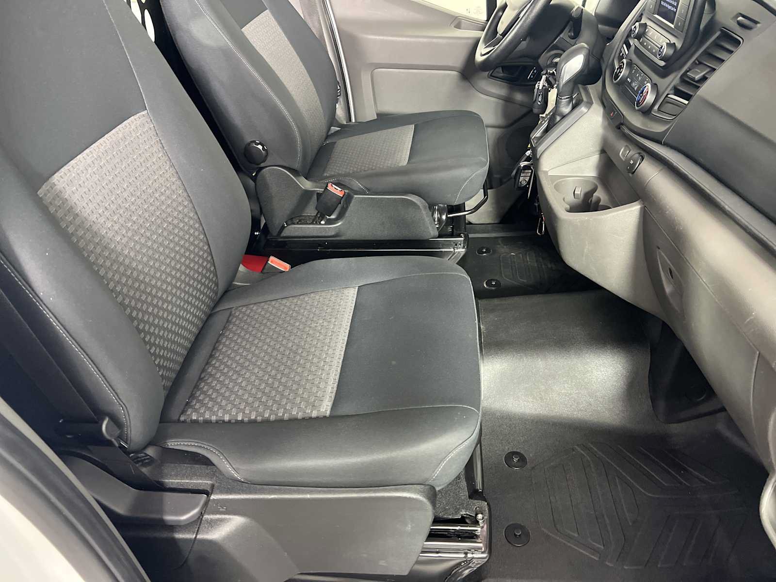Used 2025 Ford Transit 250 Low Roof w/ Exterior Upgrade Package RWD image 13