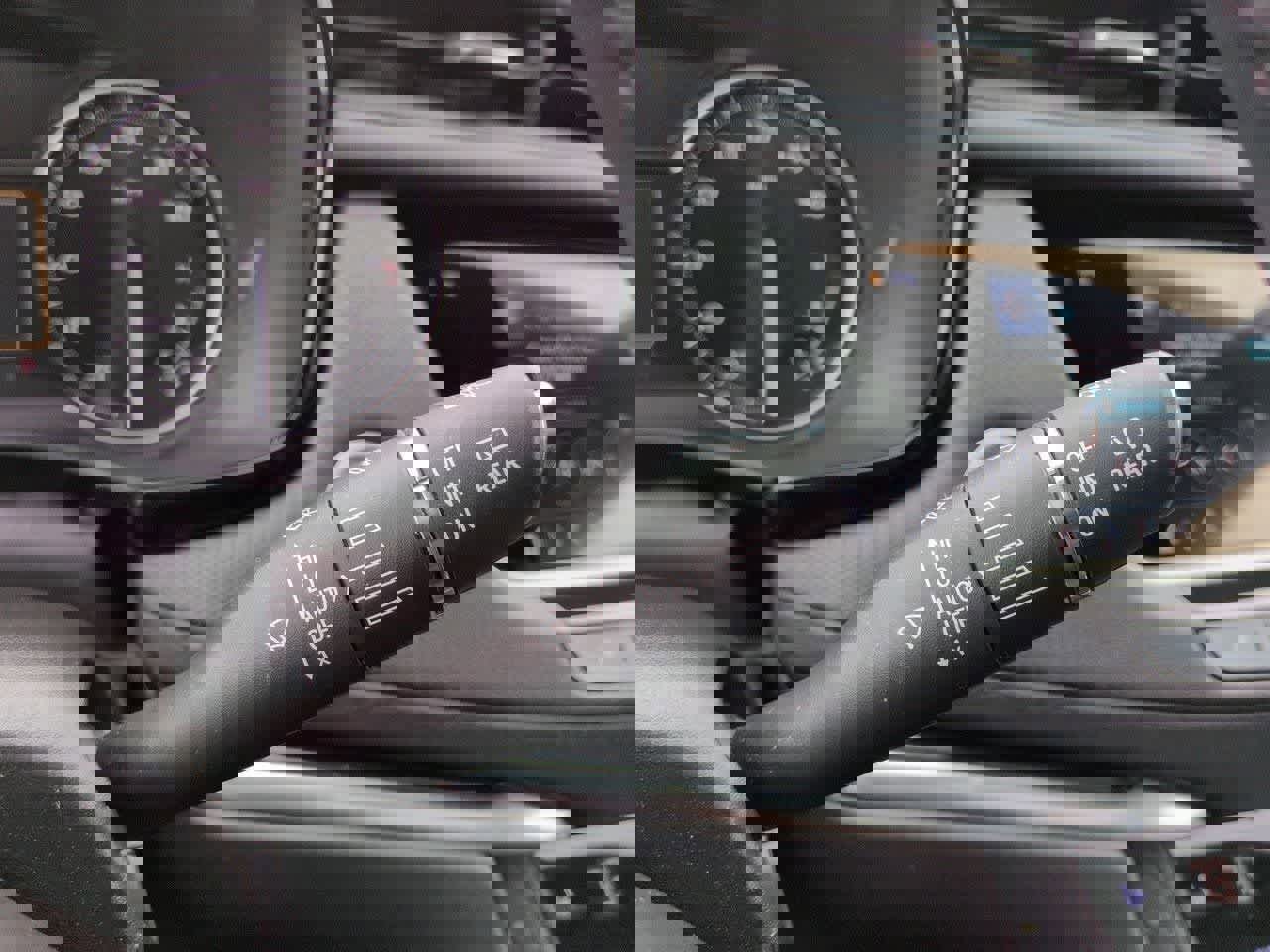 Used 2024 Cadillac XT5 Premium Luxury image 27