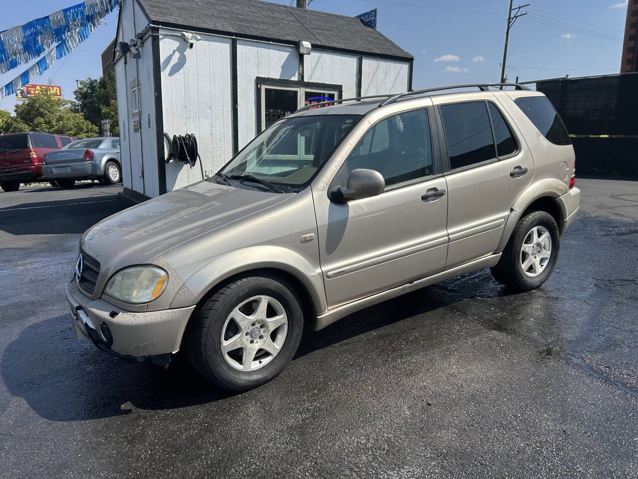 Used 2001 Mercedes-Benz ML 430 4MATIC image 3