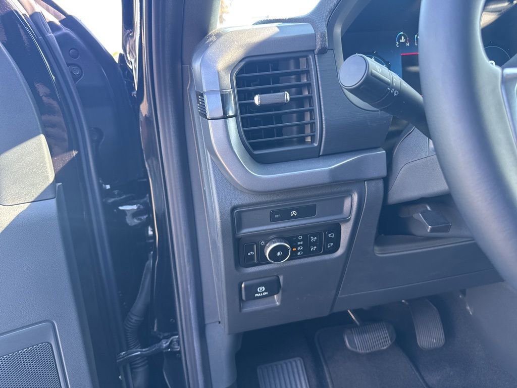 Used 2025 Ford F150 XLT w/ Equipment Group 302A MID image 18
