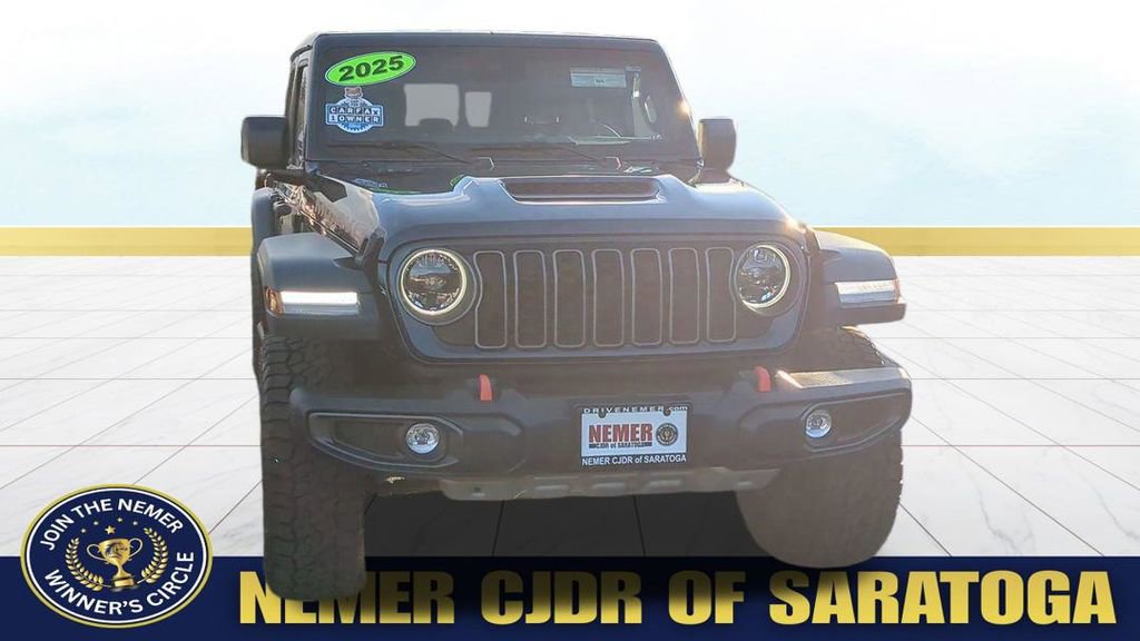 Used 2025 Jeep Gladiator Mojave w/ Convenience Group image 14