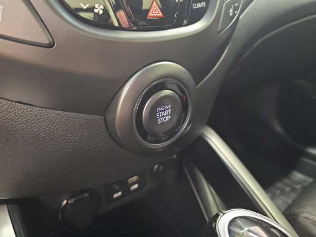 Used 2016 Hyundai Veloster Turbo w/ Option Group 04 FWD image 24