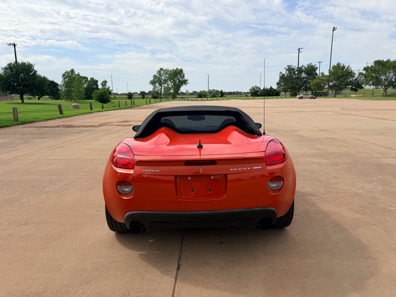 Used 2008 Pontiac Solstice GXP w/ Premium Package RWD image 17