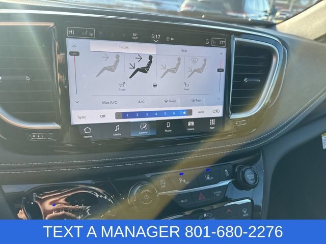 New 2026 Chrysler Pacifica Select AWD/4WD image 21