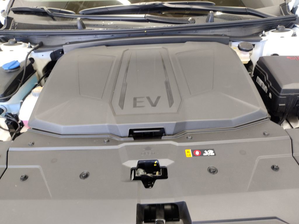 New 2025 Hyundai Ioniq 5 XRT image 9