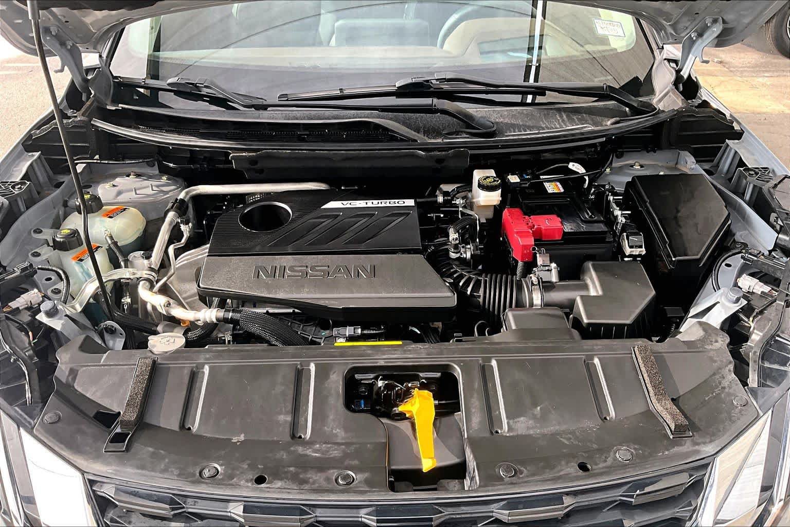 Certified 2023 Nissan Rogue Platinum w/ Platinum Premium Package FWD image 32