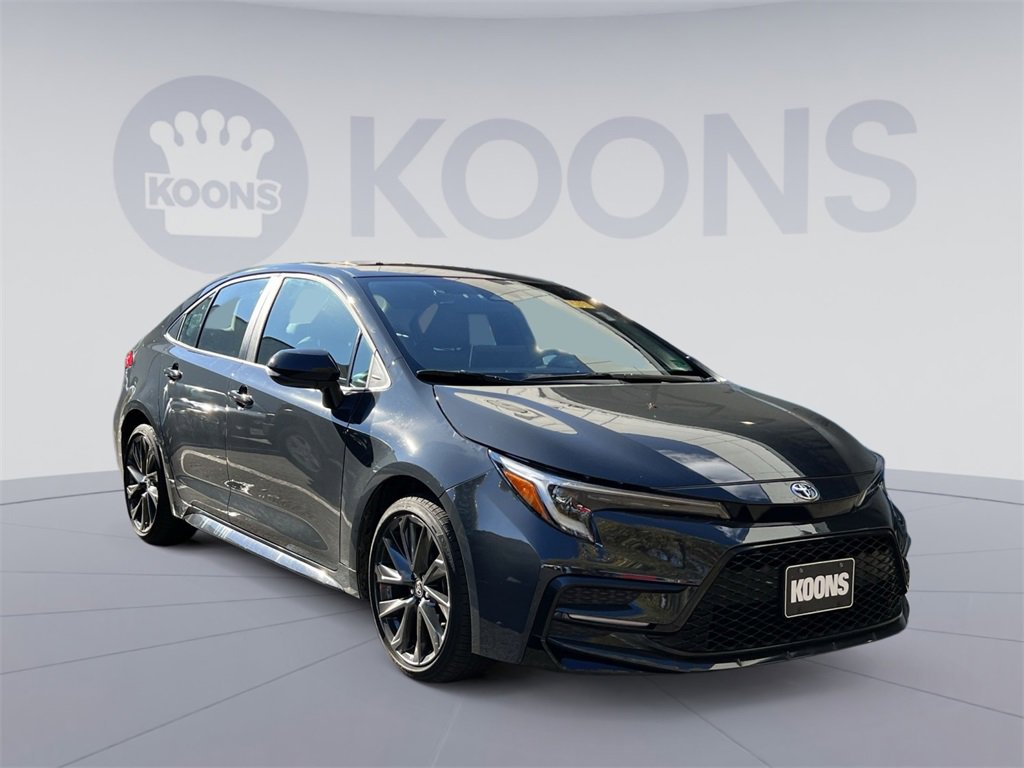 Used 2025 Toyota Corolla SE image 7