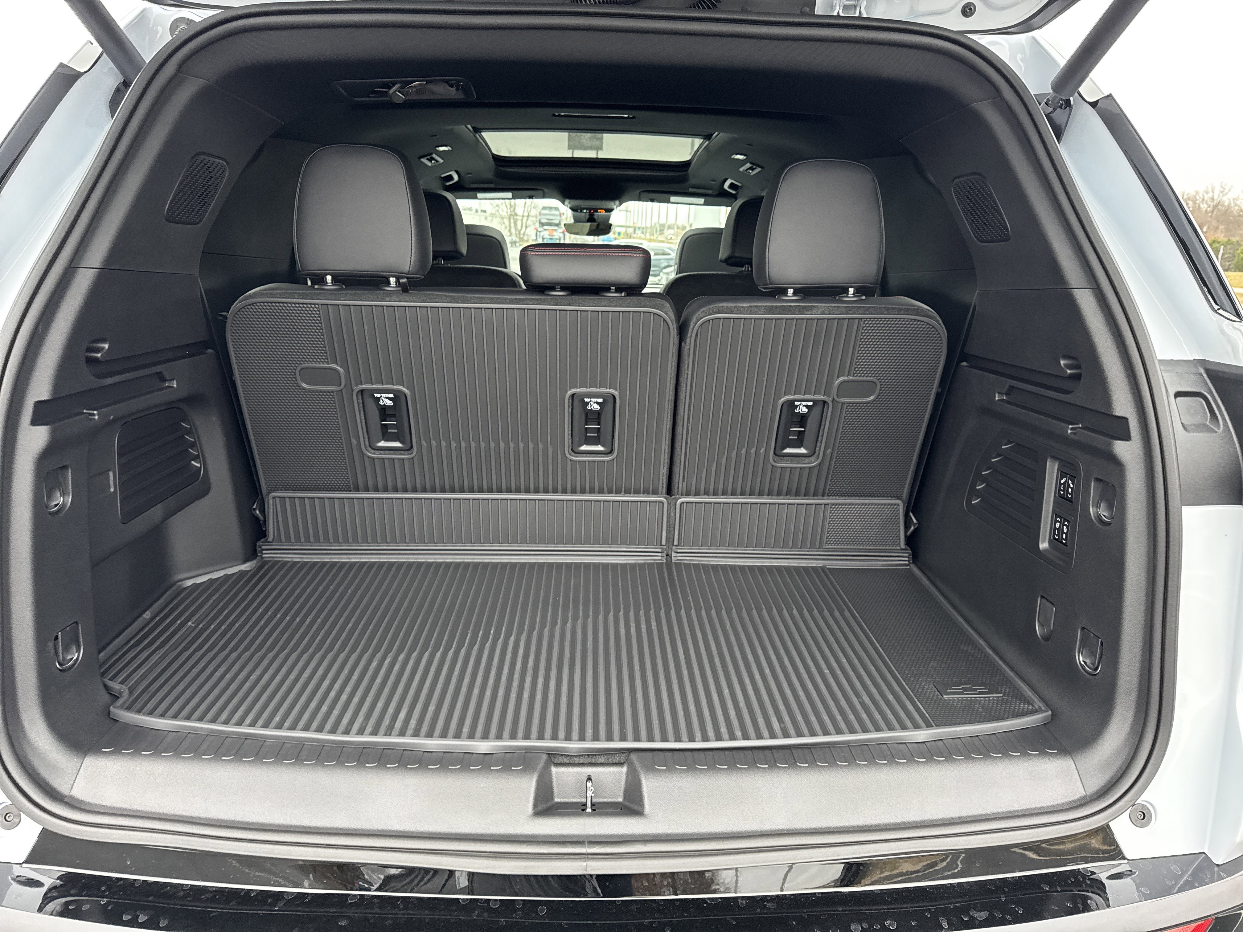 New 2026 Chevrolet Traverse RS image 8