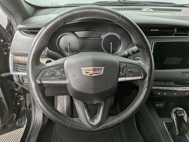 Used 2021 Cadillac XT4 Premium Luxury image 19