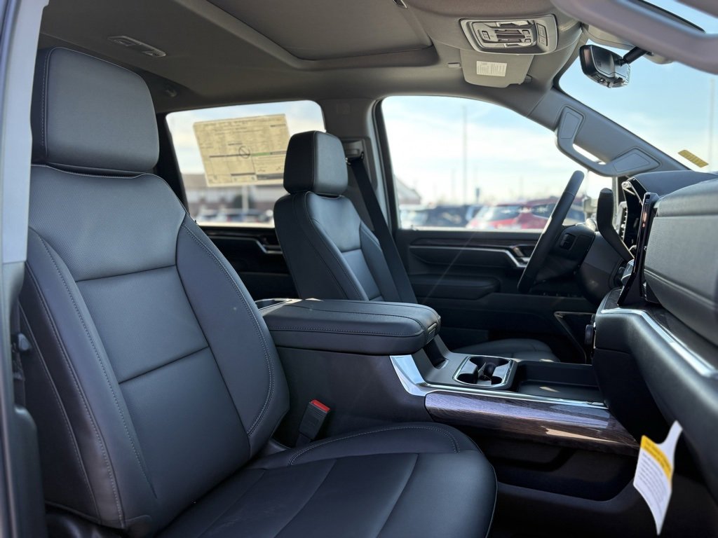 New 2026 Chevrolet Silverado 3500 LTZ w/ LTZ Convenience Package image 16