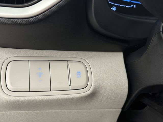 Used 2026 Hyundai Venue SEL image 27