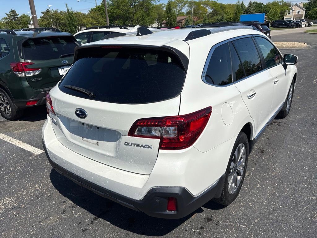Used 2019 Subaru Outback 2.5i Touring w/ Popular Package #3A AWD/4WD image 3