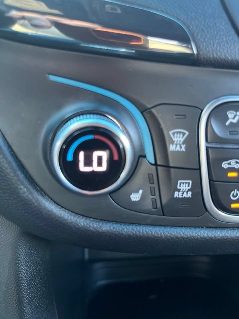 Used 2023 Chevrolet Equinox RS FWD image 19