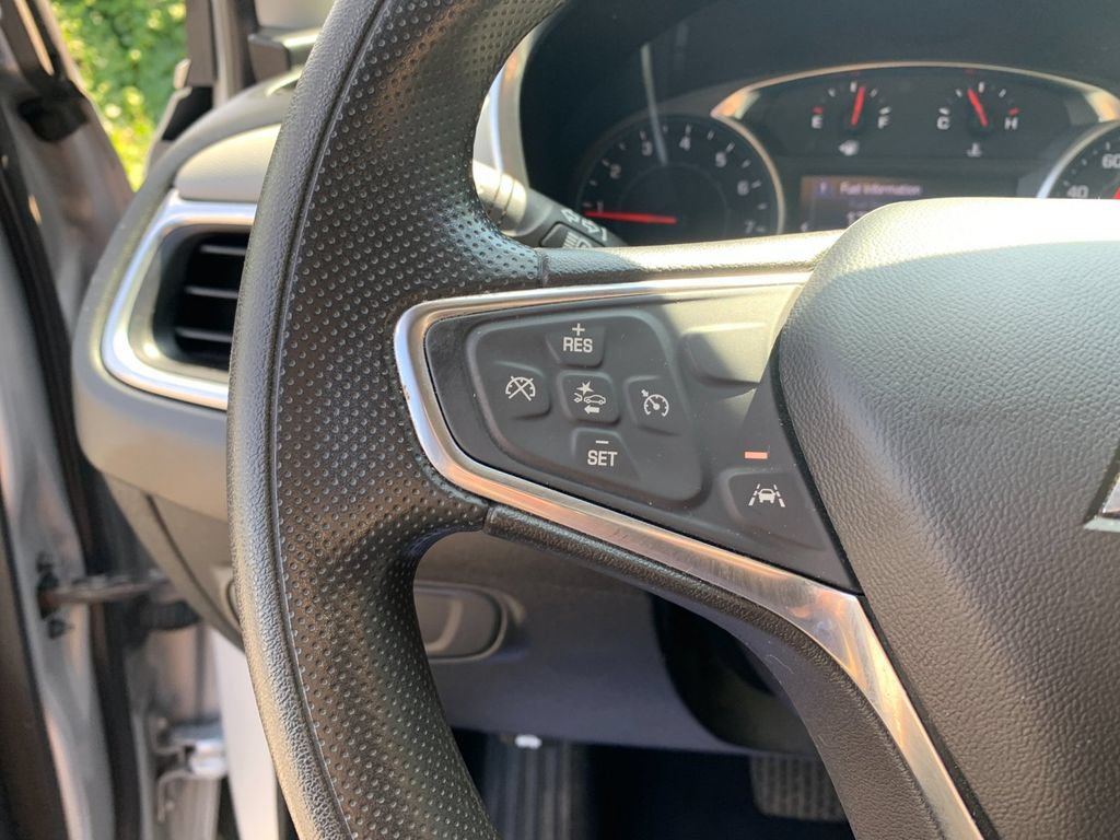 Used 2021 Chevrolet Equinox LT FWD image 28