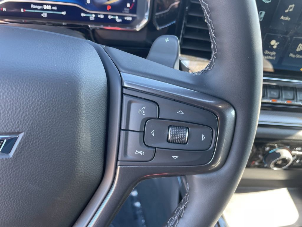 Used 2025 Chevrolet Silverado 1500 ZR2 w/ Technology Package image 13