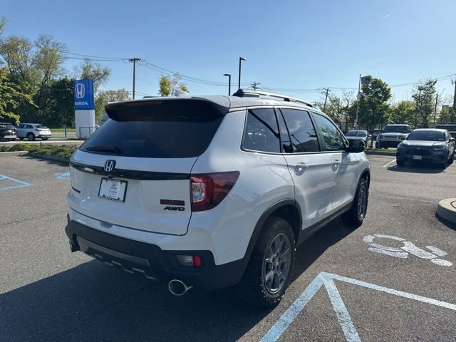 Used 2024 Honda Passport TrailSport image 8