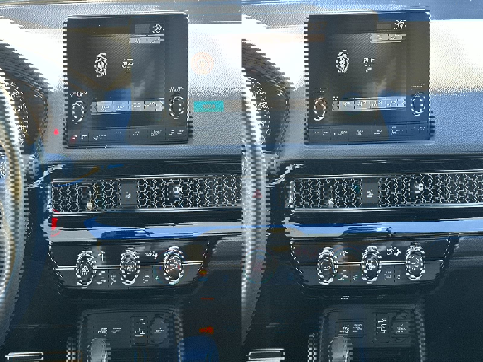 Used 2022 Honda Civic Sport image 25