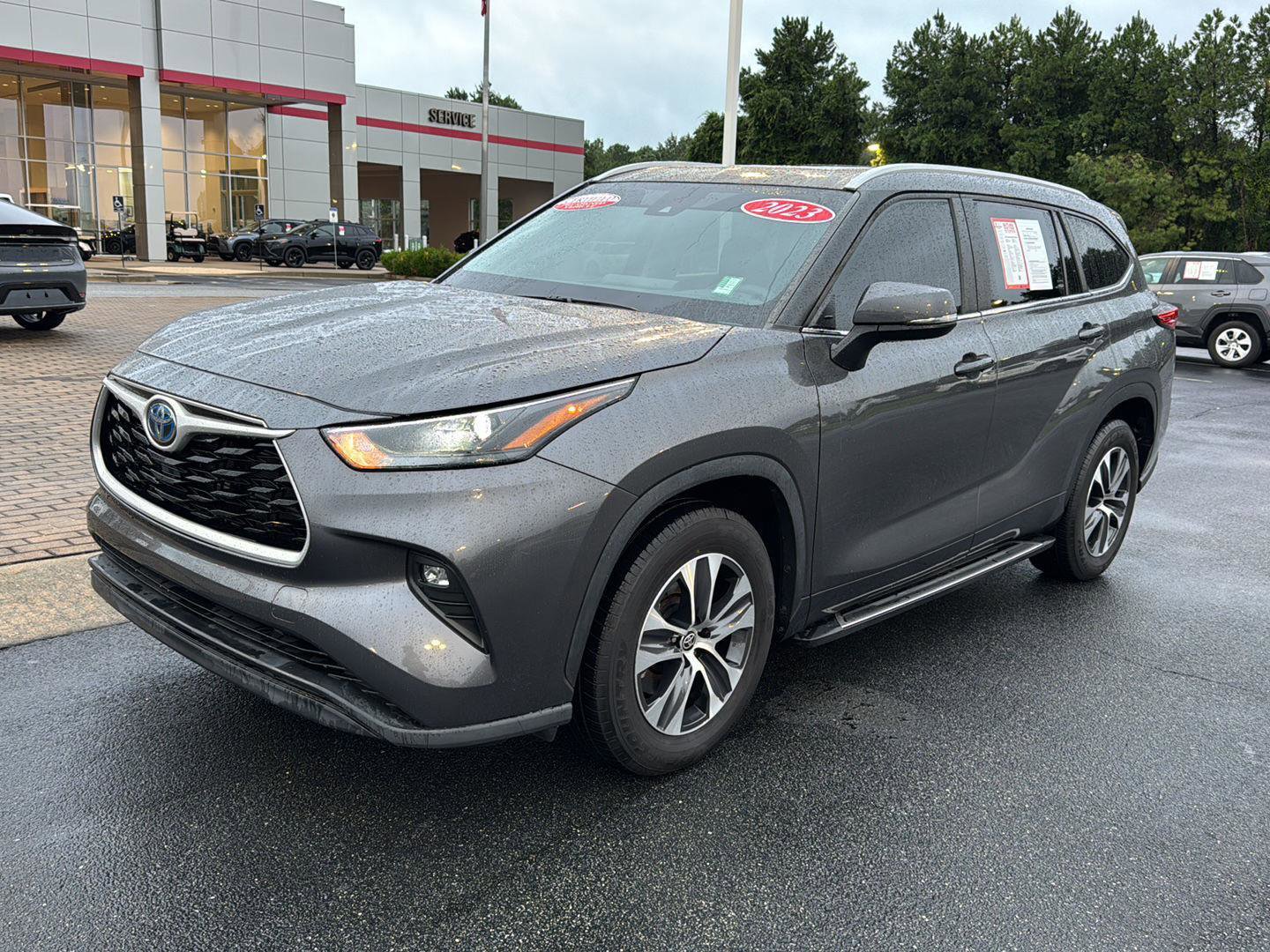 Certified 2023 Toyota Highlander XLE
