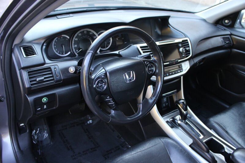 Used 2015 Honda Accord EX-L image 9