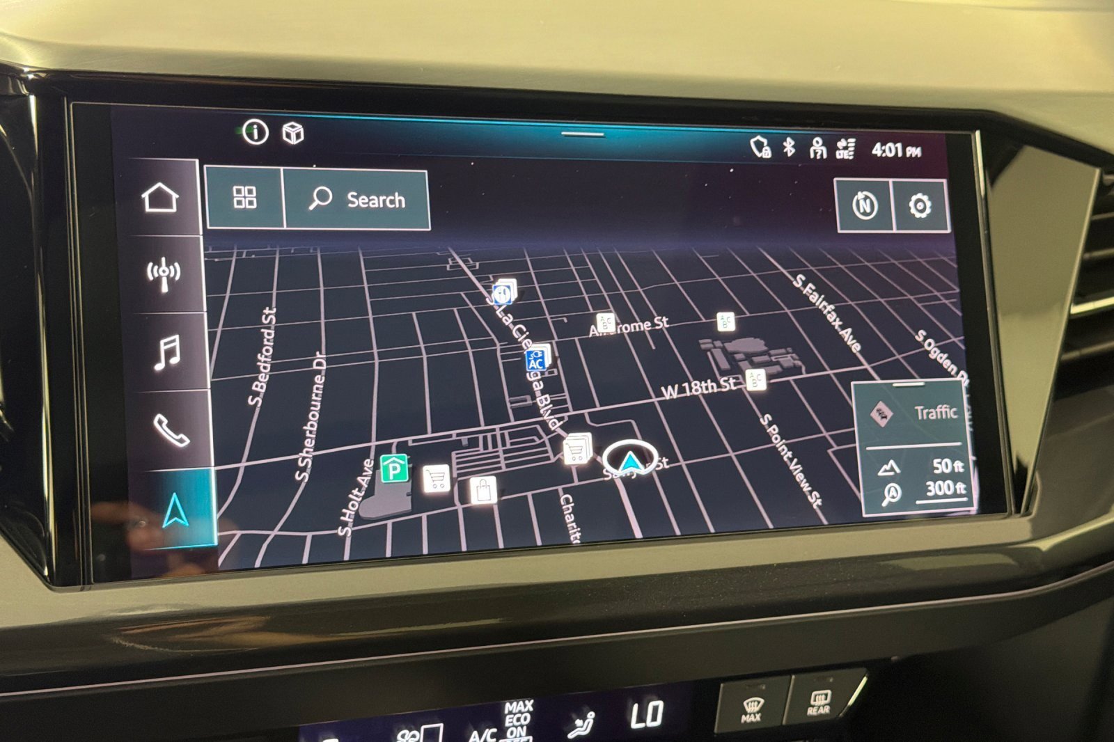 Used 2025 Audi Q4 e-tron Premium w/ Convenience Package image 18