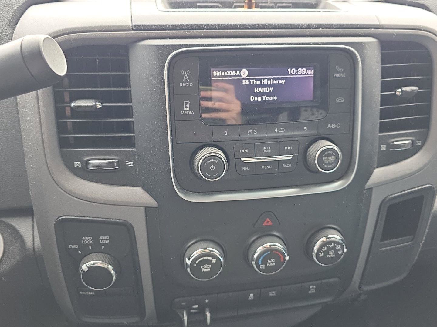 Used 2018 RAM 2500 Tradesman w/ Chrome Appearance Group image 12