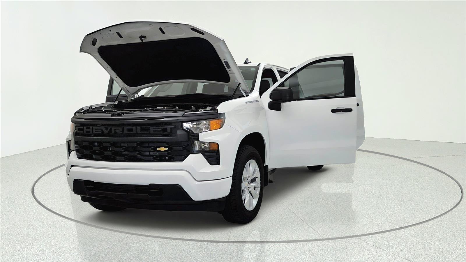 Used 2026 Chevrolet Silverado 1500 Custom AWD/4WD image 10