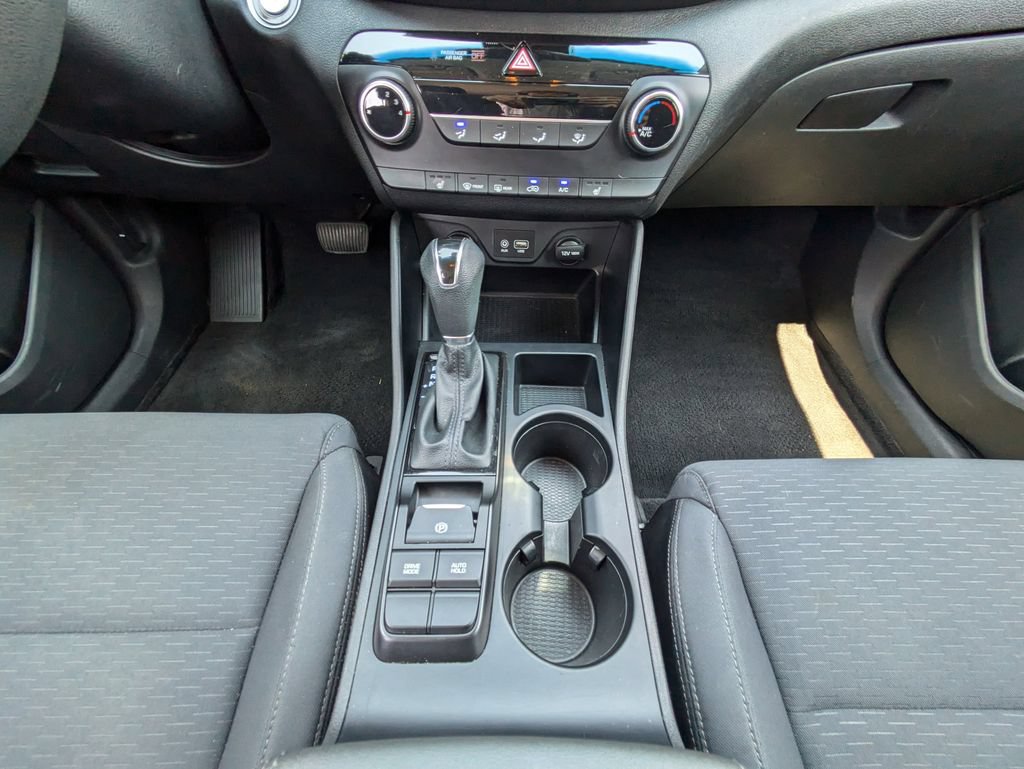 Used 2021 Hyundai Tucson Value FWD image 22