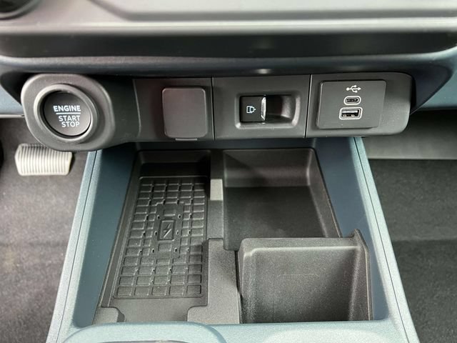 New 2025 Ford Maverick Lobo AWD/4WD image 21